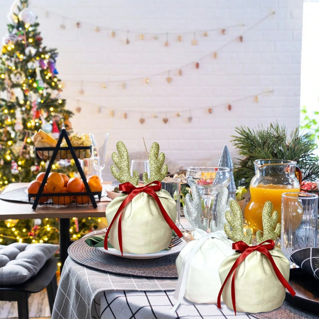 5 Pcs Christmas Gift Pouch Christmas Velvet Drawstring Bag Christmas Treat Bags With Drawstring Christmas Drawstring Wrapping Bags For Jewelry Xmas Party Supplies